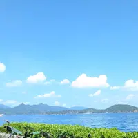 Hon Tam Island