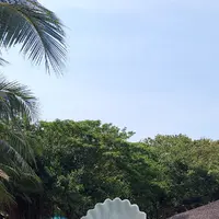 Hon Tam Island